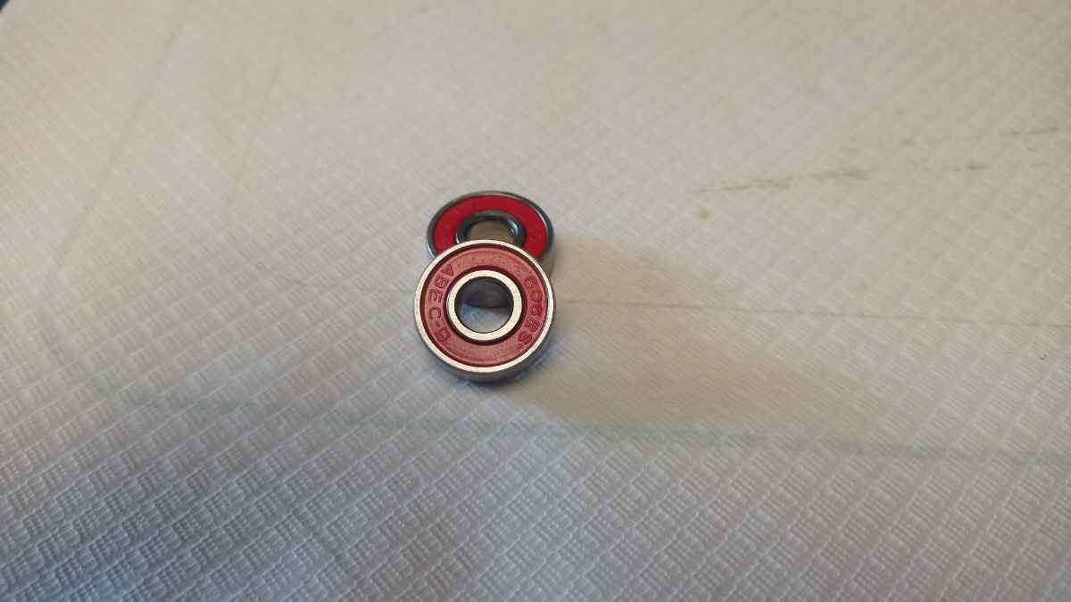 CUSCINETTO 608 RS