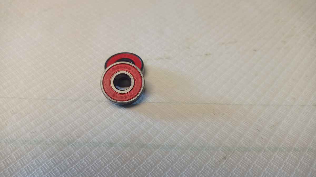 CUSCINETTO 608 RS NERO